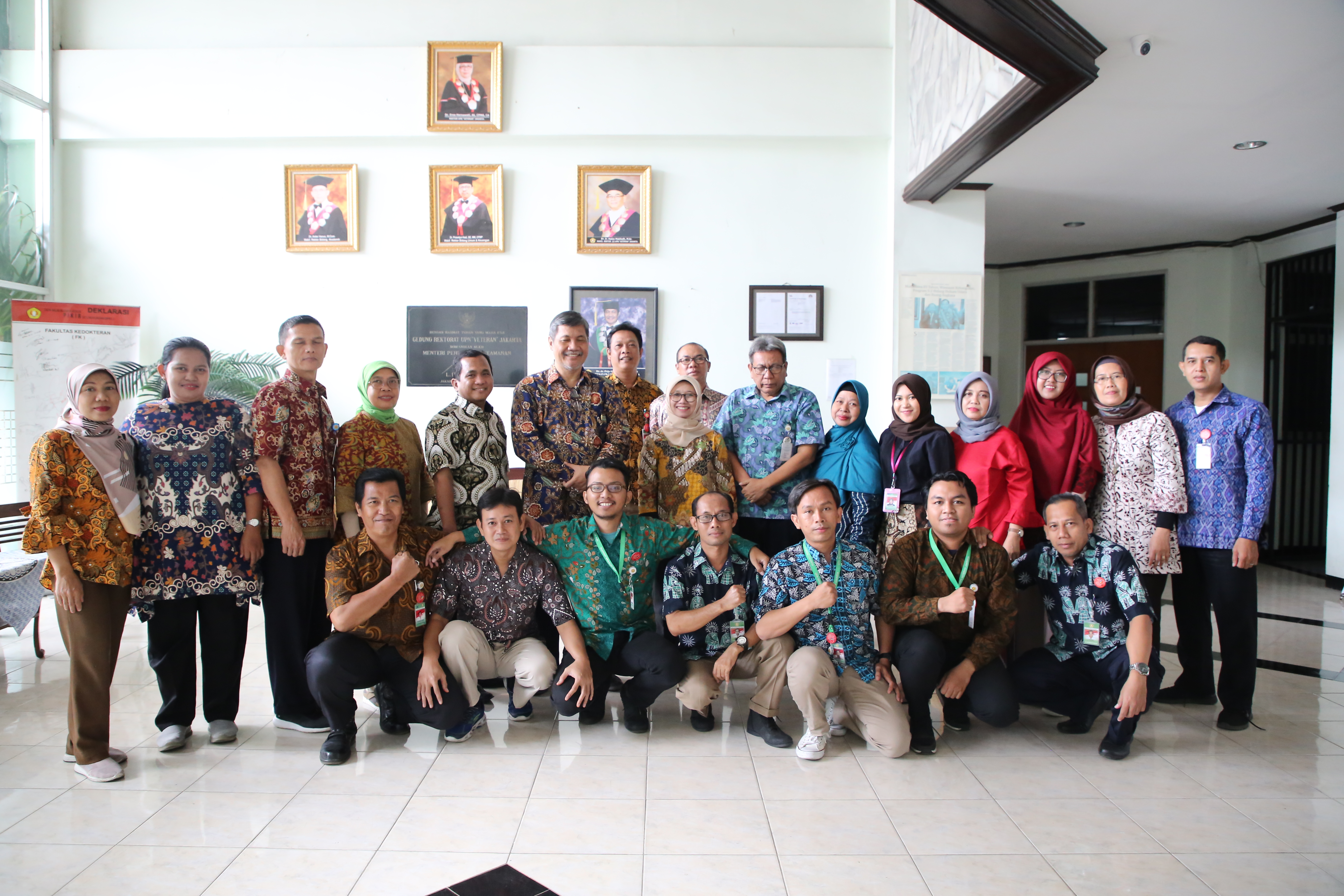 hari_batik_nasional_(8).JPG