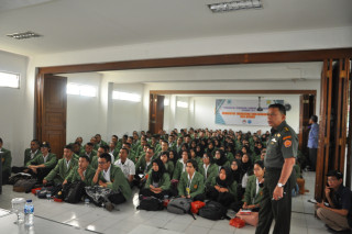 INTRODUCTION TO NEW STUDENT CAMPUS LIFE UPNV JAKARTA