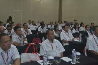 UPN “VETERAN” EMPLOYEE MOTIVATION TRAINING JAKARTA WORK CULTURE AND EXCELLENT SERVICE IN 2016
