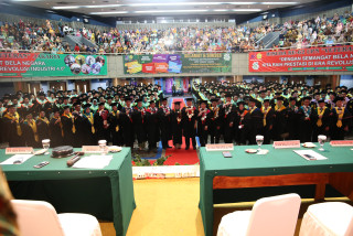 The atmosphere of the 62nd UPNVJ Graduation Ceremony