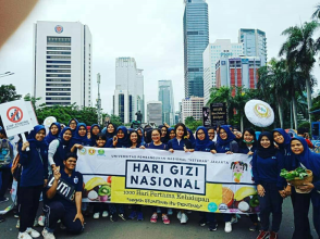 Memperingati Hari Gizi Nasional Mahasiswa UPN “Veteran” Jakarta Ikut Jalan Sehat