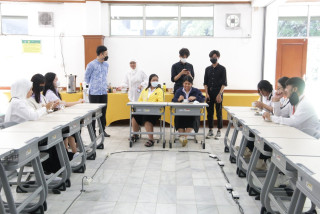 Delapan Mahasiswa Walailak University Thailand Datang ke Indonesia Untuk Belajar di UPNVJ