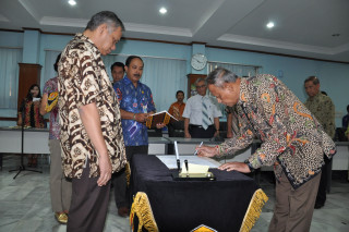 Serah Terima Jabatan dan Pelantikan Ka. BPM, Ka. LPPM, Dekan Fakultas Hukum dan Kepala Biro Umum UPNV Jakarta