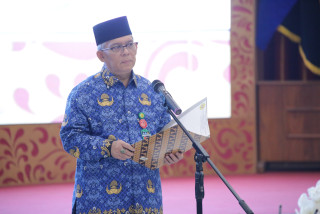Pelantikan Tenaga Pendidikan UPNVJ,  Rektor : Jalankan Budaya Kerja “PIKIR” Dalam Bekerja