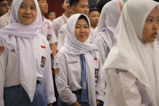 Karina Nurhasana, Siswi SMAN 1 Waytenong : Seru Banget Bisa Berkunjung ke Salah Satu Universitas Terkenal